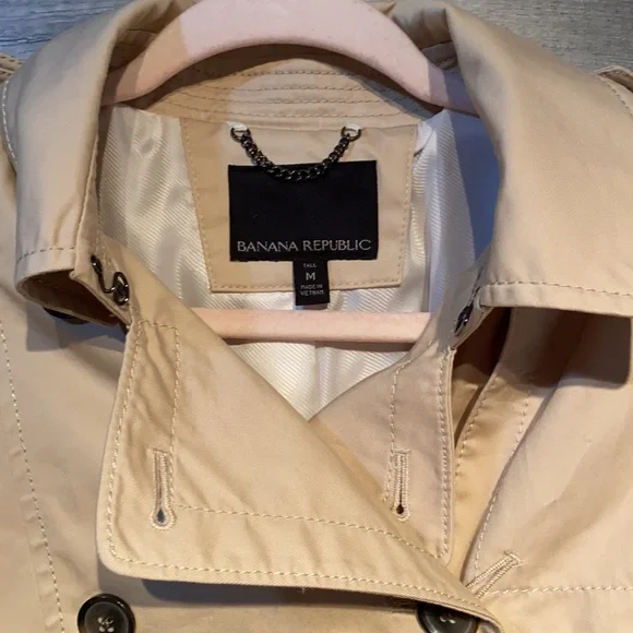 Banana Republic Classic Trench Coat • Size M • Tailored Double-Breasted - Picture 3 of 6